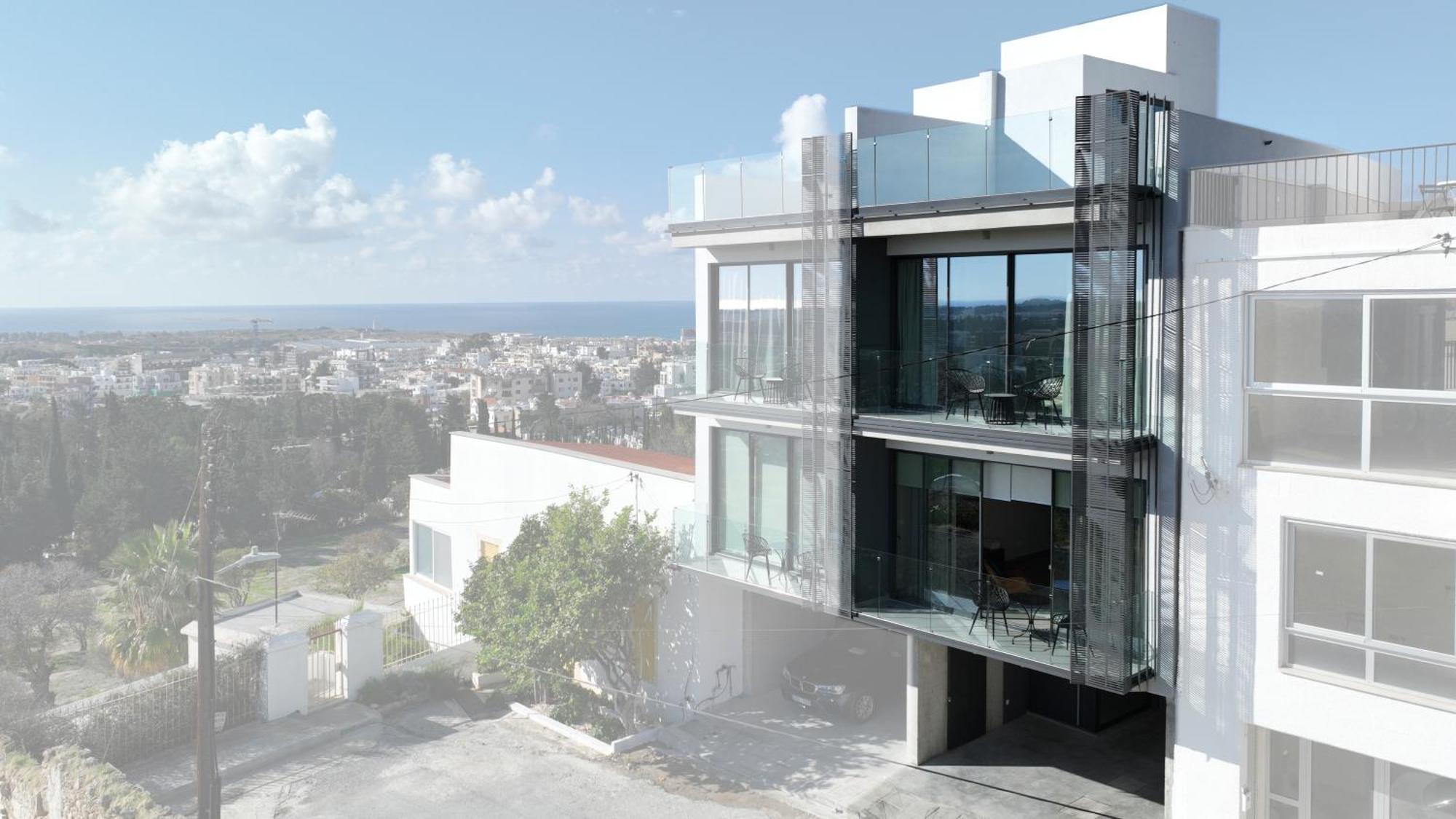 Aeon Residences - In The Heart Of Paphos Exterior photo