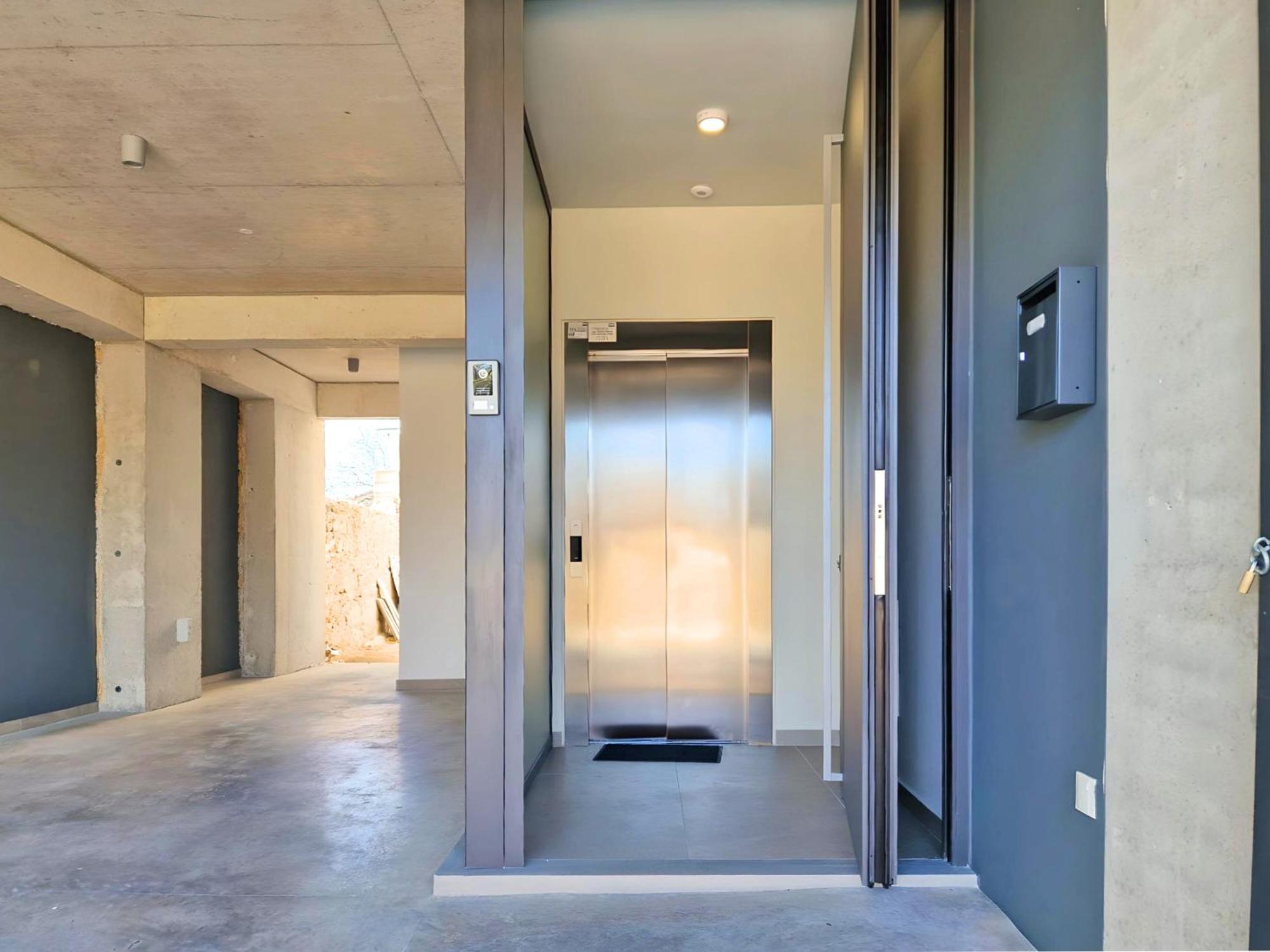 Aeon Residences - In The Heart Of Paphos Exterior photo